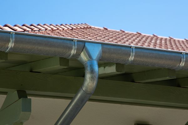 Eavestrough Repair in Lansing