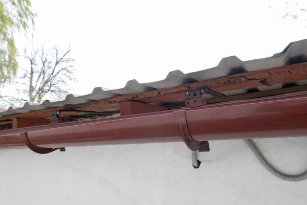 Cost of Round Gutters Installation in Lansing